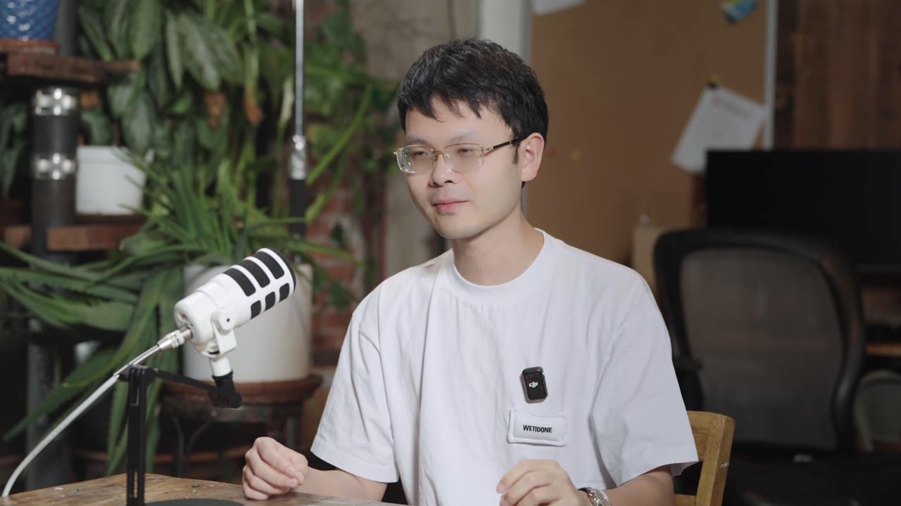 组织与产品章节:讨论 neo lab、C 端产品、美国 enterprise 市场和中国复杂产品能力。